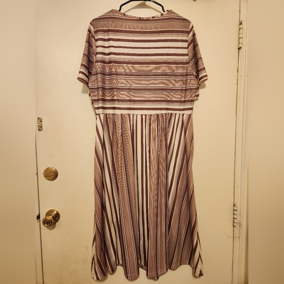 BloomChic Striped Burgundy and Cream Dress, Size 12 - Picture 4 of 4